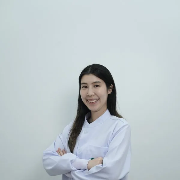 ทพญ.กนกสิริ จริยเศรษฐพงศ์ (หมอปันปัน)